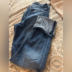 Hudson jeans. Straight. Ankle length. Cuffed hem.